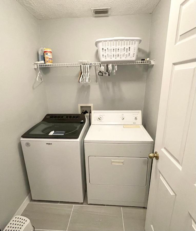 Fully Renovated, Quiet, Spacious Disney Themed Pool Home With Office 키시미 외부 사진